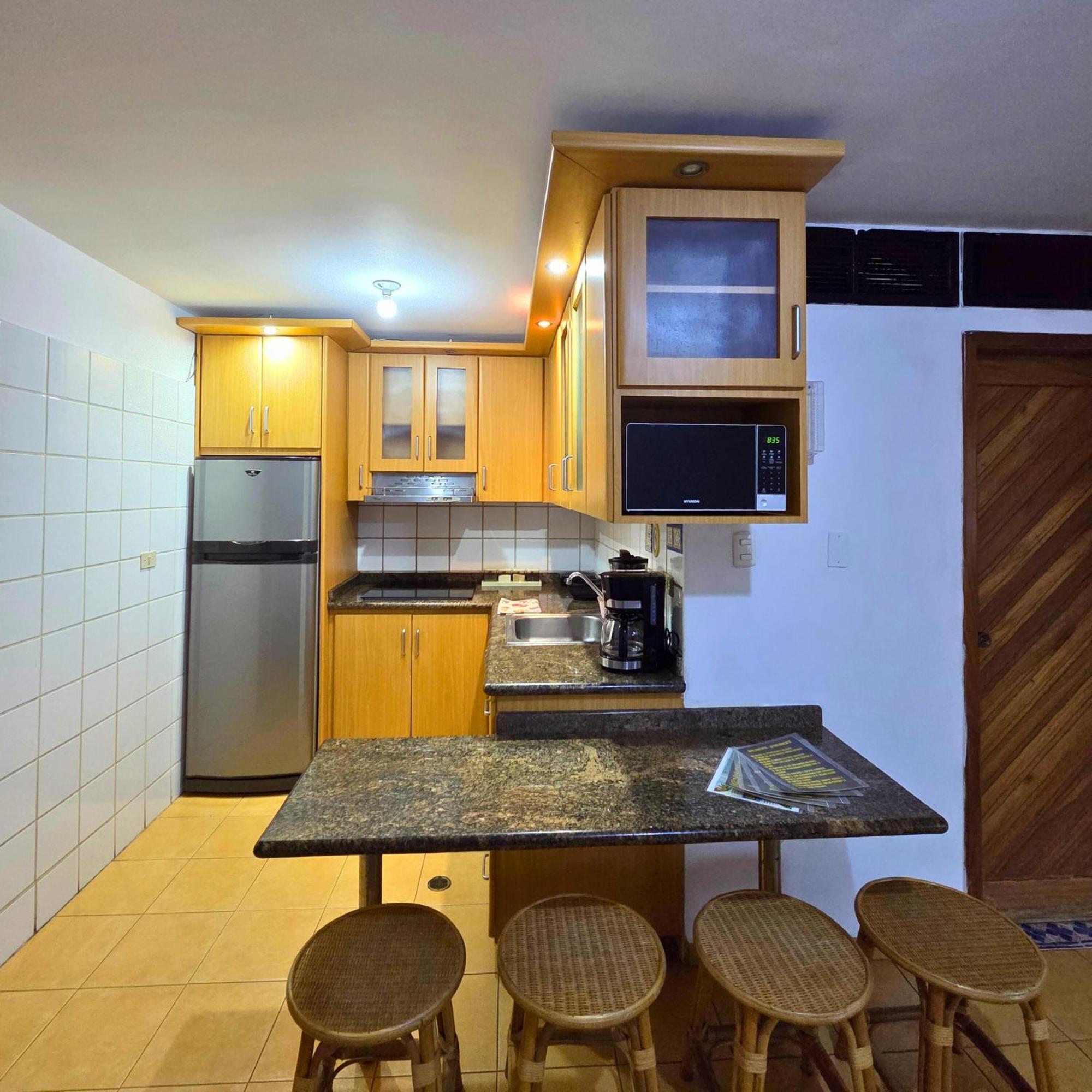 Tucacas, Frente Al Mar, Piscina Y Playa Privada公寓 外观 照片